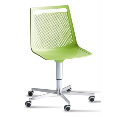 alt= Silla Akami T5R