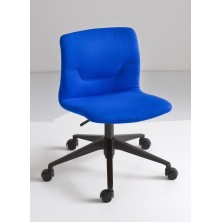 alt= silla SLOT O5R tapizada