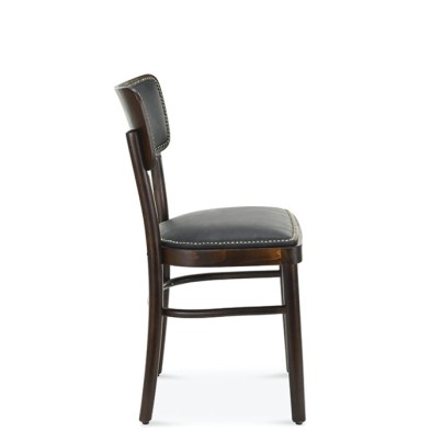 Silla Novo tapizada tachuelas