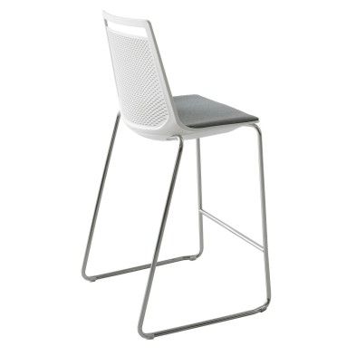 Taburete Akami ST 76