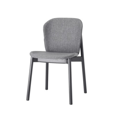 Silla de madera Finn