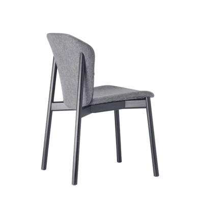 Silla de madera Finn