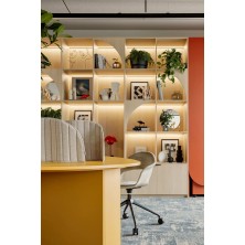 Sillón Lady B Pop con ruedas tapizado