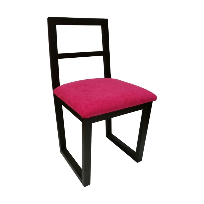 alt= silla de madera PLAY